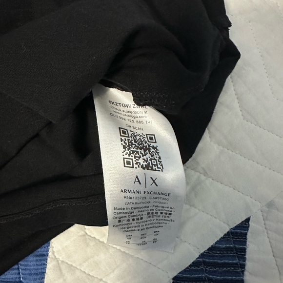 Armani Exchange Black Graphic Tee - Picture 6 of 7